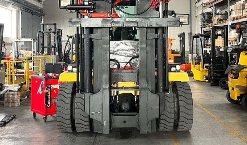 Service: the beating heart of our Forklift Division.
